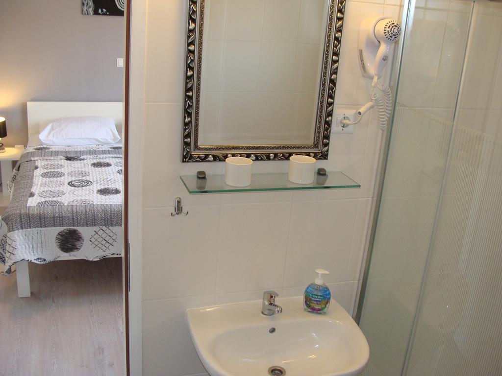 Guest House Dragic - Anex Zadar Rom bilde